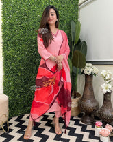 *Don't wear what fashion designers tell you to wear. Wear what they wear